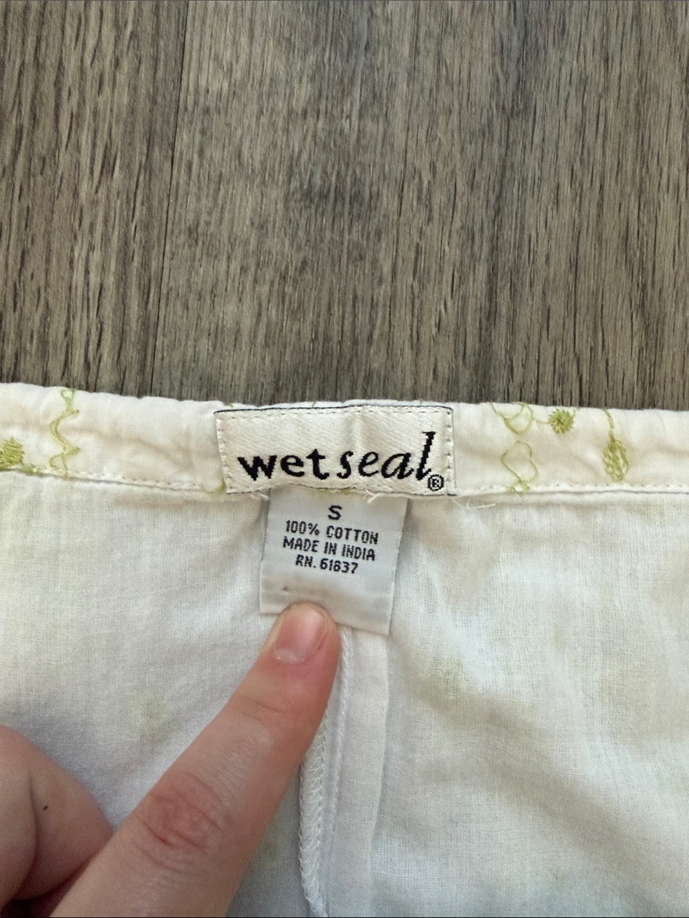 Wet Seal Cottage White Dainty Floral Embroidered 100% Cotton Mini Skirt Small - Picture 4 of 10